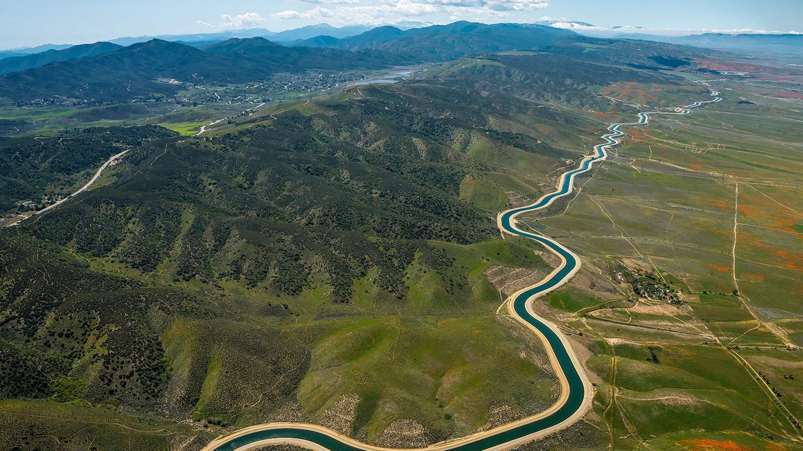 Foothills west of Quartz Hill