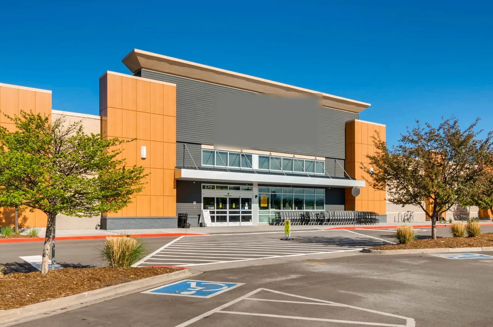 Big-Box Retail Roofing in Lancaster, CA